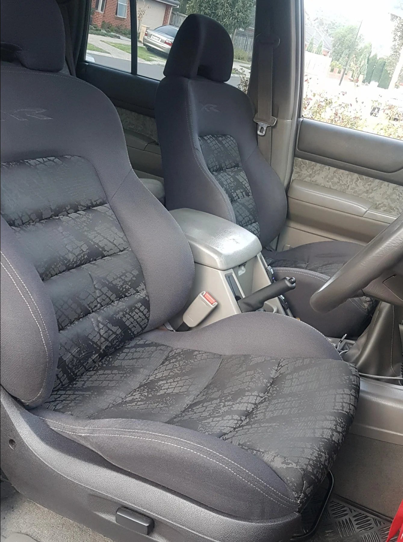 Seat Adapter Kit Suits Nissan Patrol GU