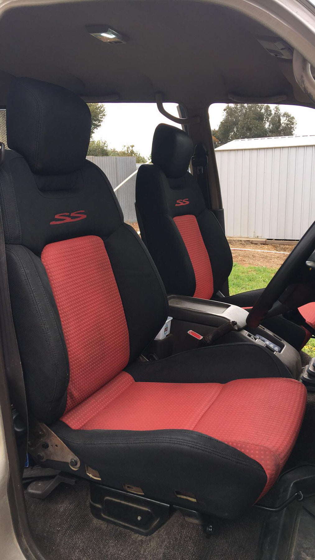 Seat Adapter Kit - Suitable for use with 80 Series LandCruiser