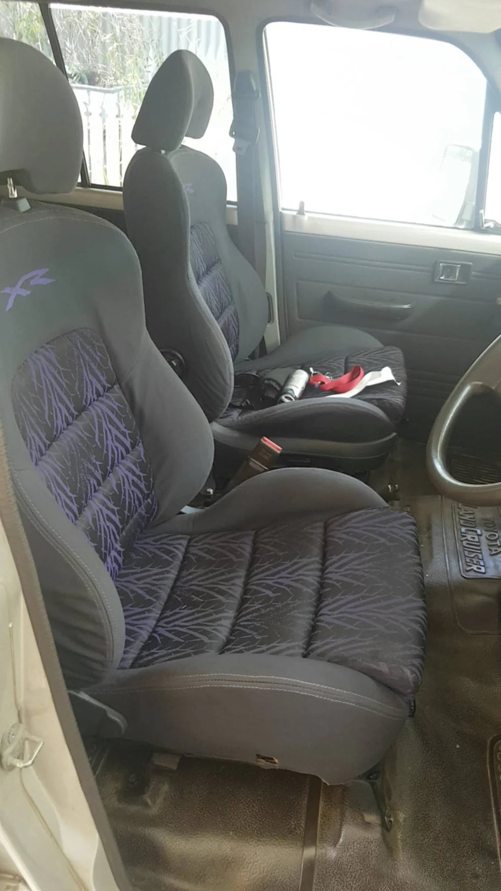 Seat Adapter Kits Suitable for 60 Series Landcruiser