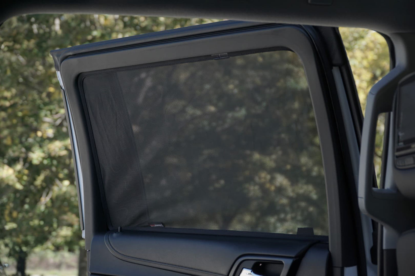 Snap Shades Suitable for Chevrolet Suburban | GMC Yukon XL | Cadillac Escalade ESV (GMT K2YC/G, GMT K2XL; 2015-2020)
