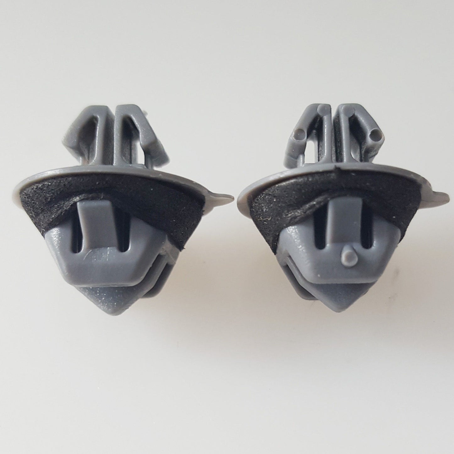 Door Trim Front Body Moulding Repair Flare Panel Clip Suitable For Toyota Prado 120 series 12pcs