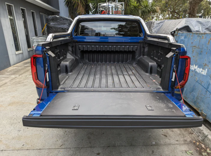 Tailgate Storage Suitable for Volkswagen Amarok 2023
