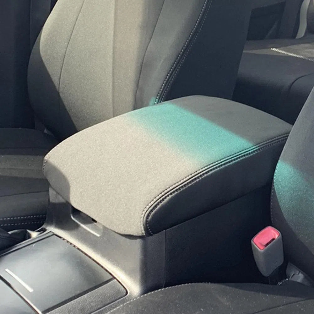Razorback 4x4 - Toyota Landcruiser 200 Series - GP4 Neoprene Console Lid Cover (In Stock)