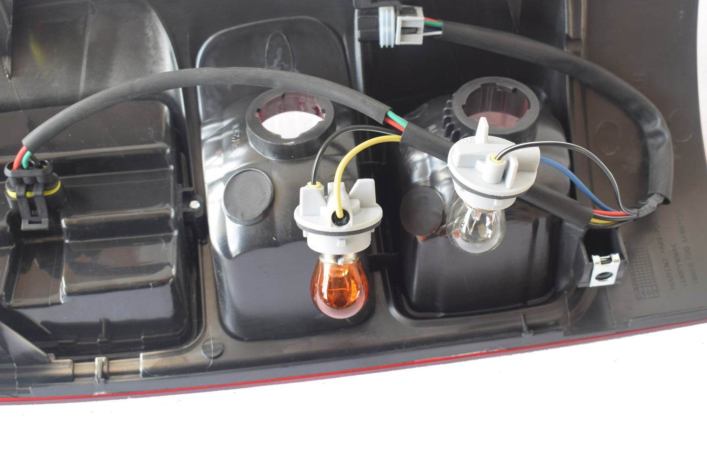 Tail Lights (Pair) - Suitable For Holden Colorado RG 2012-2019 LTZ LS Z71 LT (LED & Bulb)