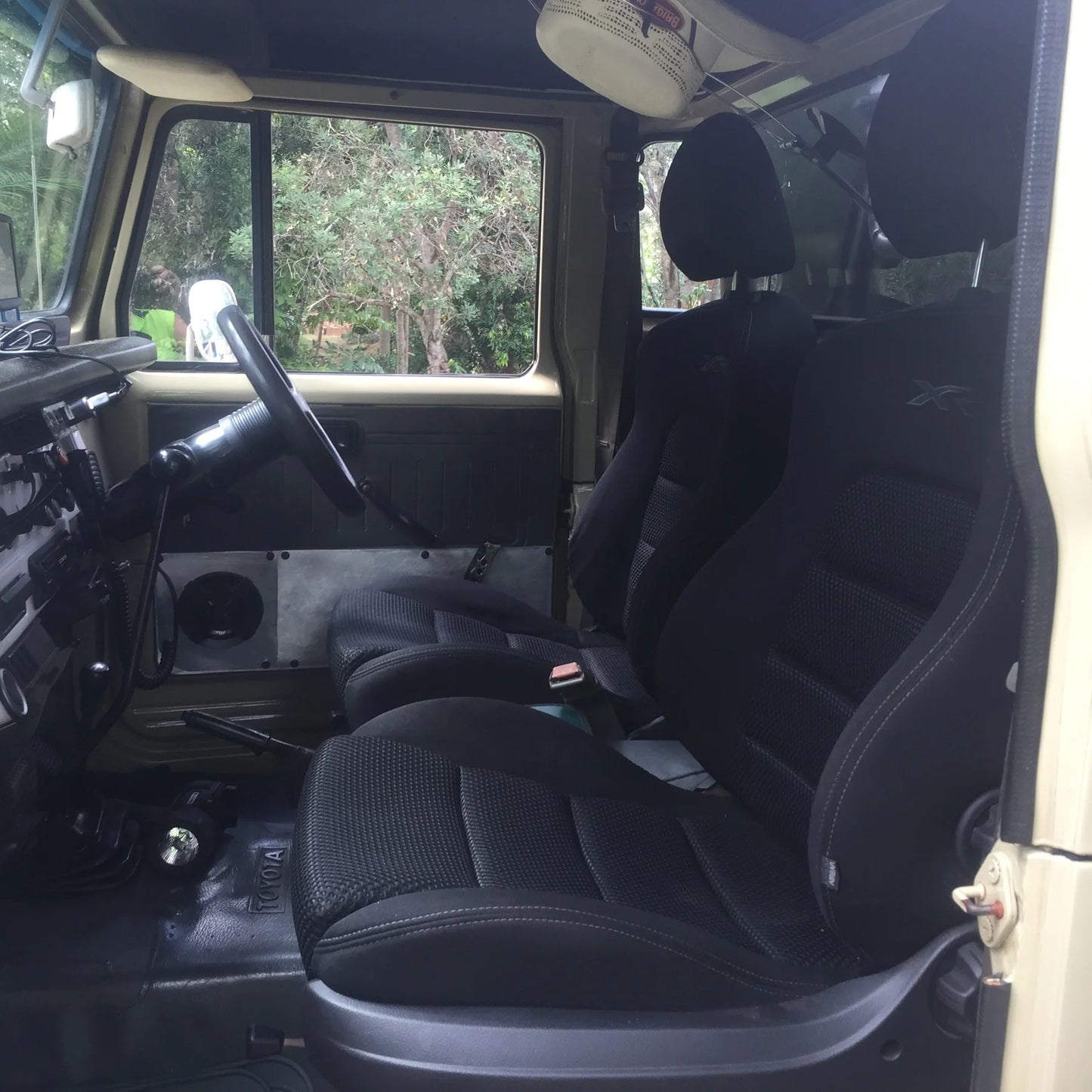 Seat Adapter Kit Suitable for Landcruiser 40 Series