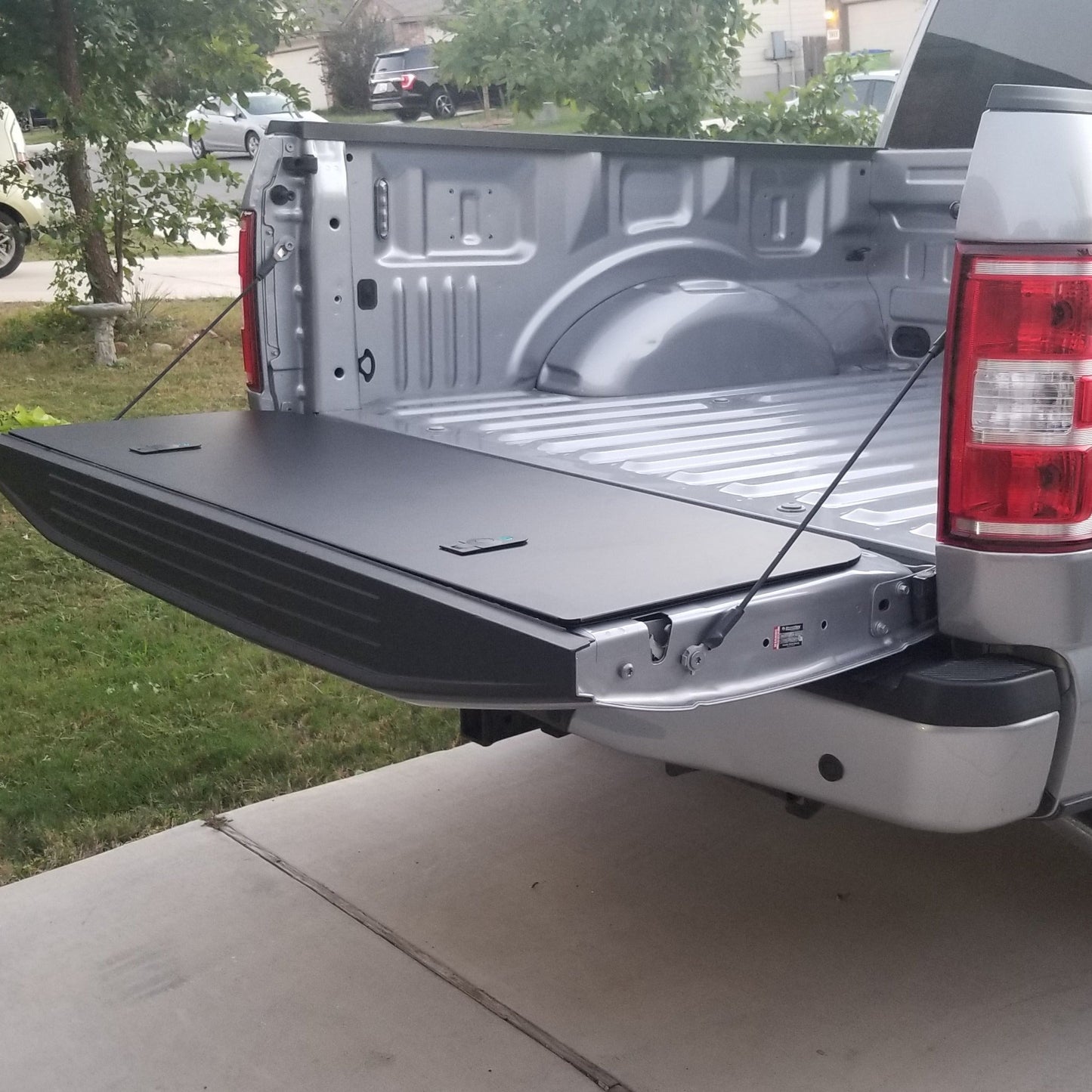 Tailgate Storage Mod Suitable for Ford F150