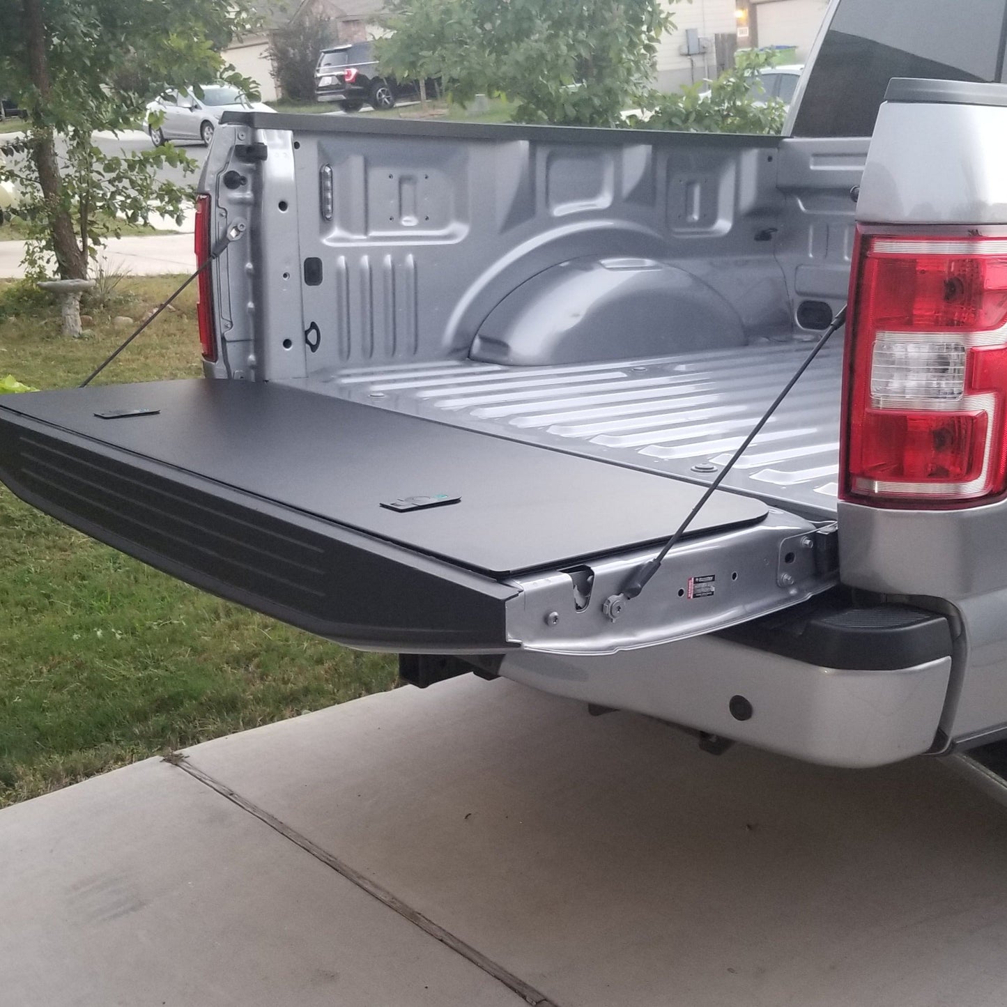 Tailgate Storage Mod Suitable for Ford F150
