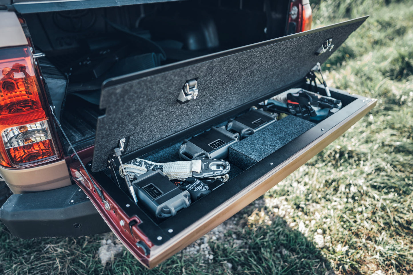 Tailgate Storage Suitable for Hilux