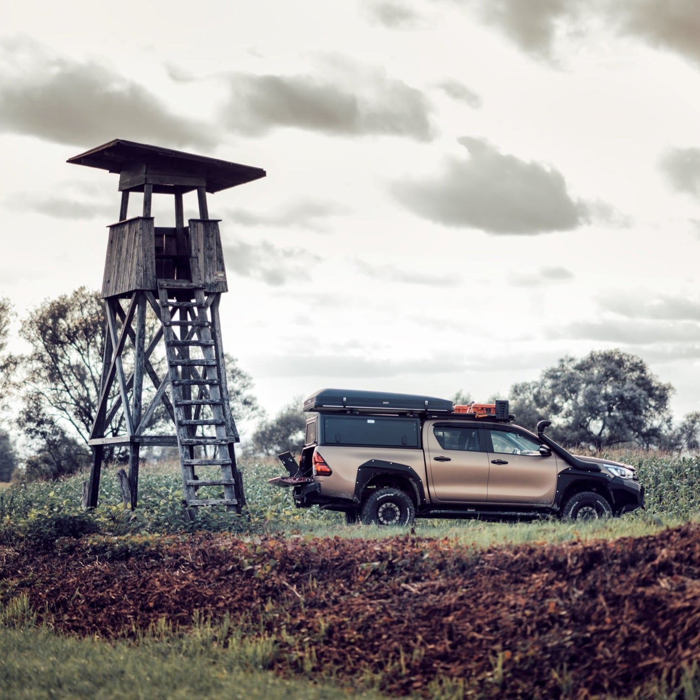 Tailgate Storage Suitable for Hilux