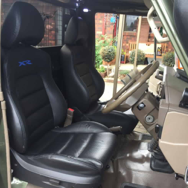 SEAT ADAPTER KIT - SUIT 70 SERIES LANDCRUISER (75, 76, 78 & 79)