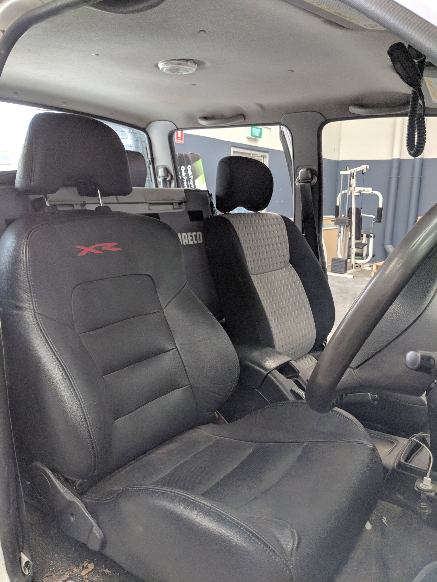 Seat Adapter Kit - Suit Navara D22